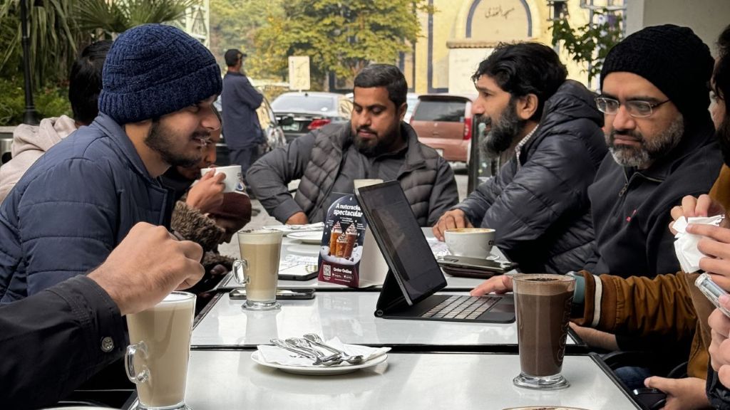 Meet Anywhere Anytime